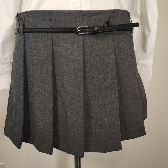 Zara Pleated Shorts with Belt Gray Women's Size L - Picture 1 of 6